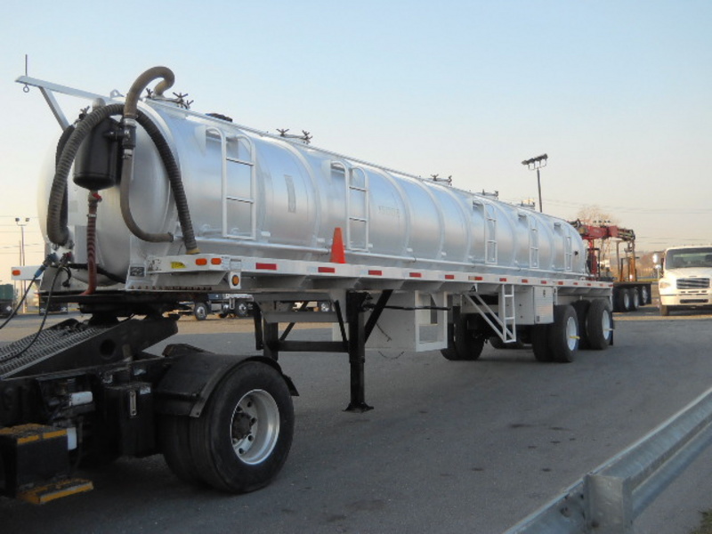 vacuum tanker for sale
